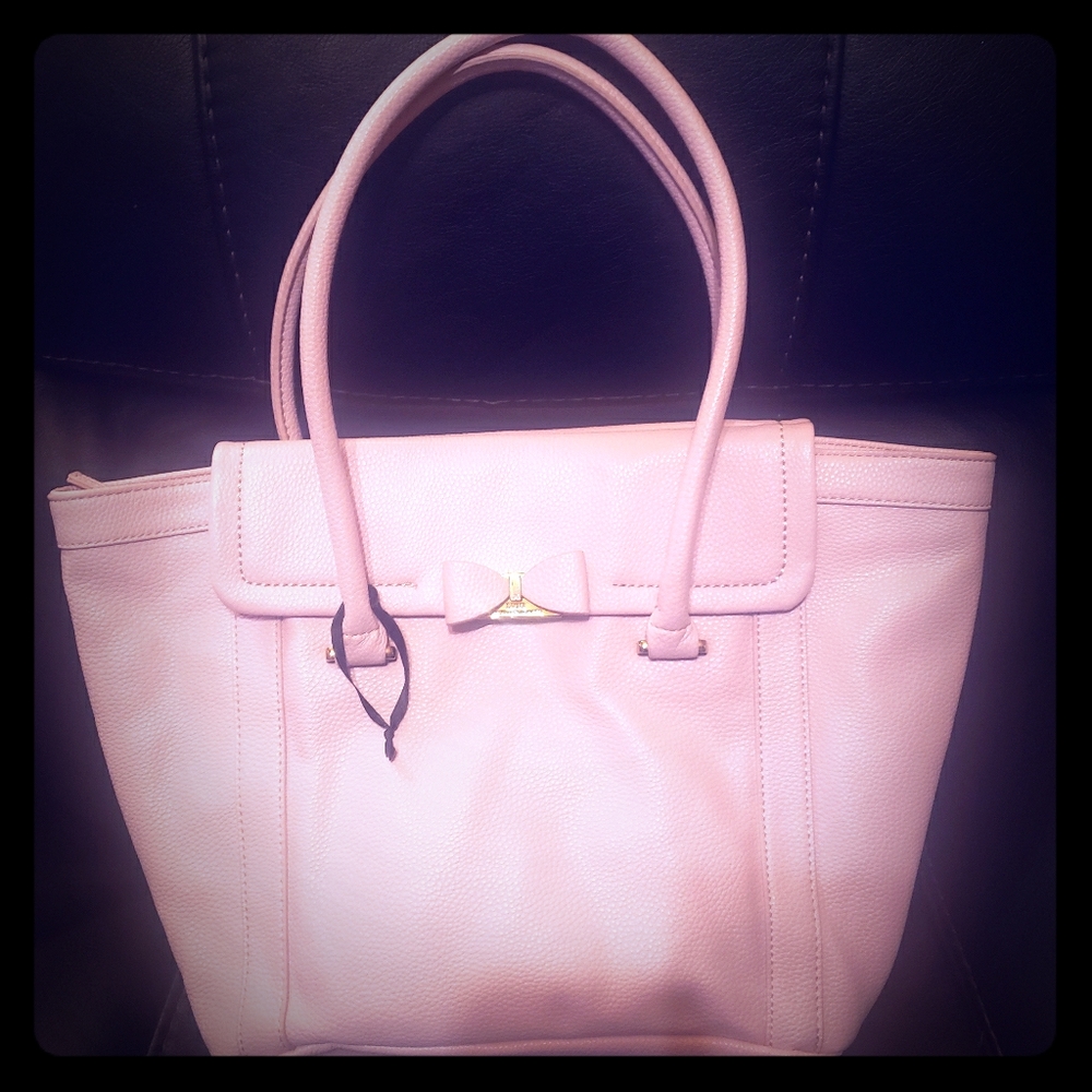 Lulu  by Lulu Guinness